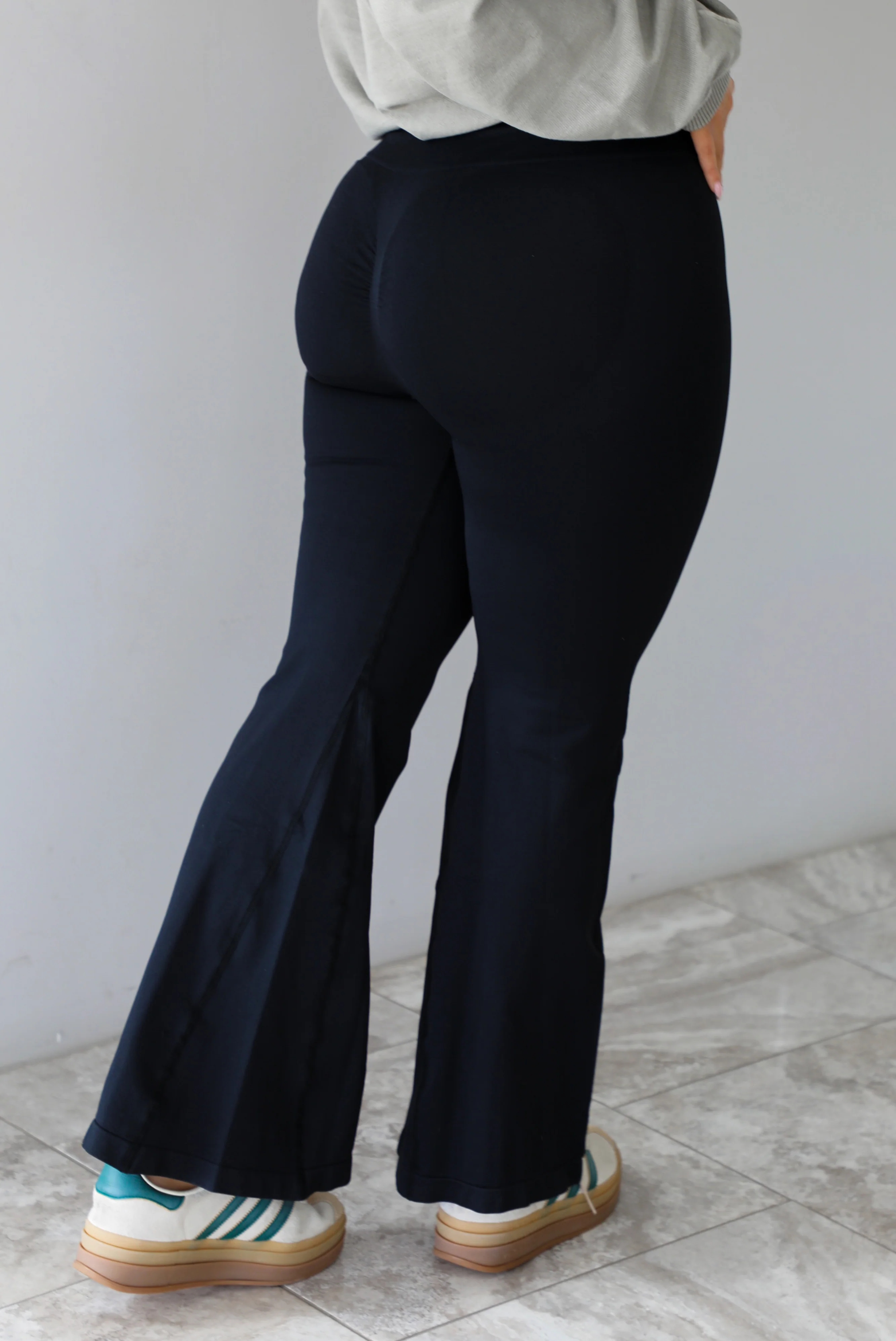 Morning Jog Leggings: Black - Image 2